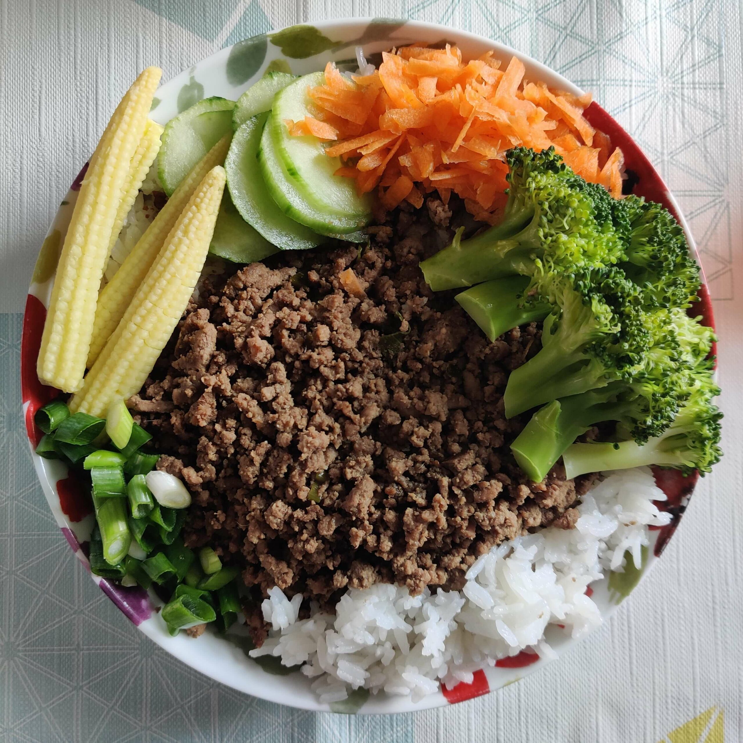 Korean Beef Bowls Easy Family Recipe by Kitty and Creeper